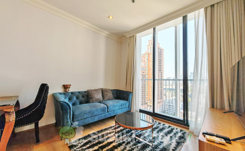 Park Origin Phrom Phong