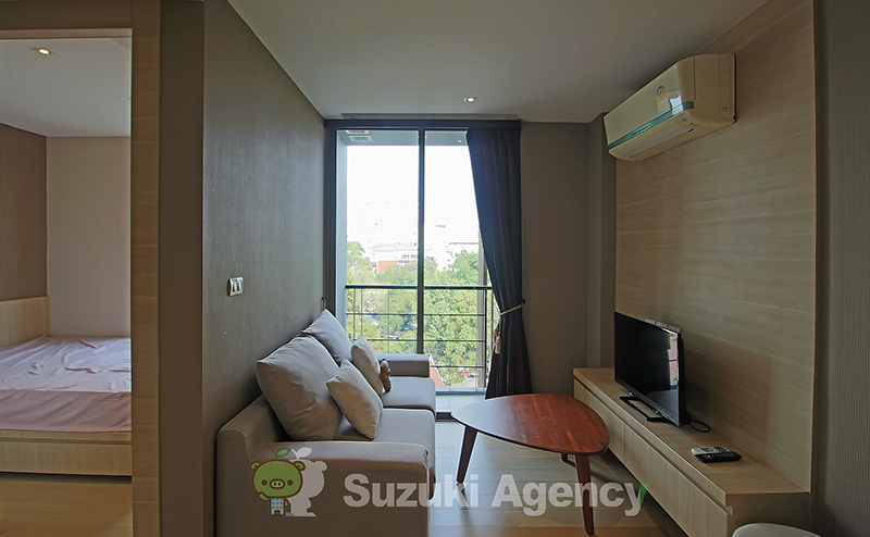 Klass Silom Condominium