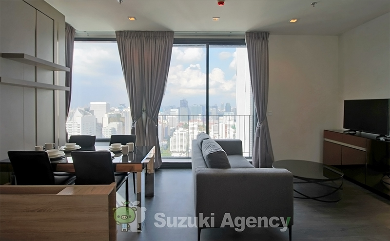 Edge Sukhumvit 23
