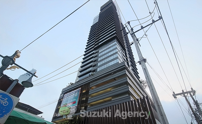 M Silom