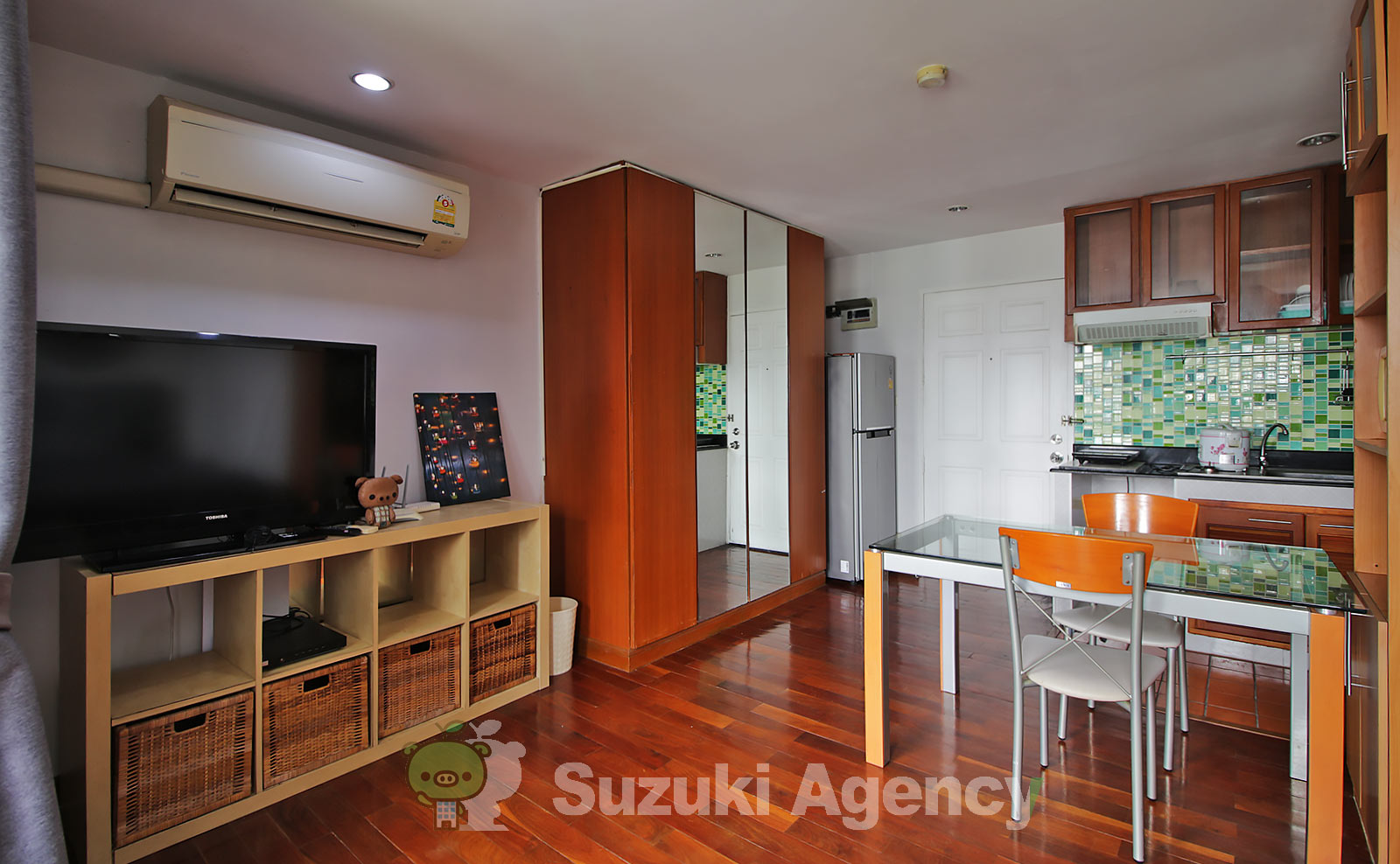 First Tower Condominium:Studio Room Photos No.15