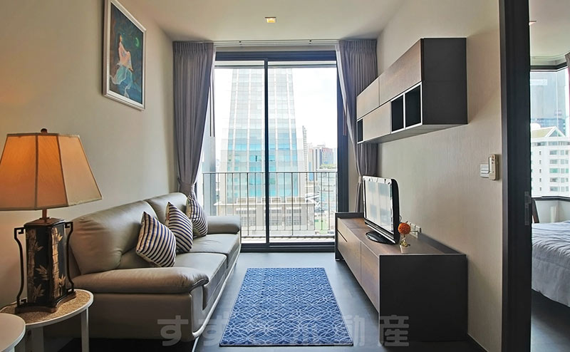Edge Sukhumvit 23