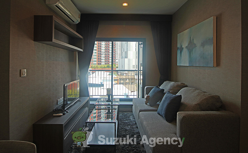 Life Sukhumvit 48