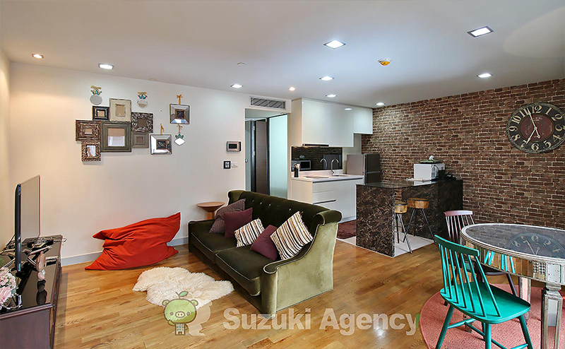 Quad Suites Silom