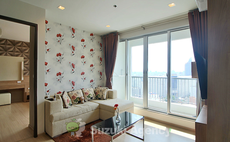 Rhythm Sathorn 21