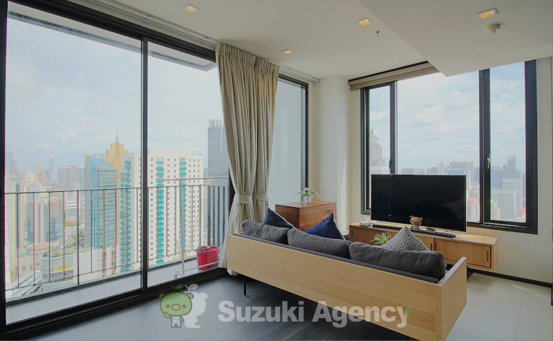 Edge Sukhumvit 23
