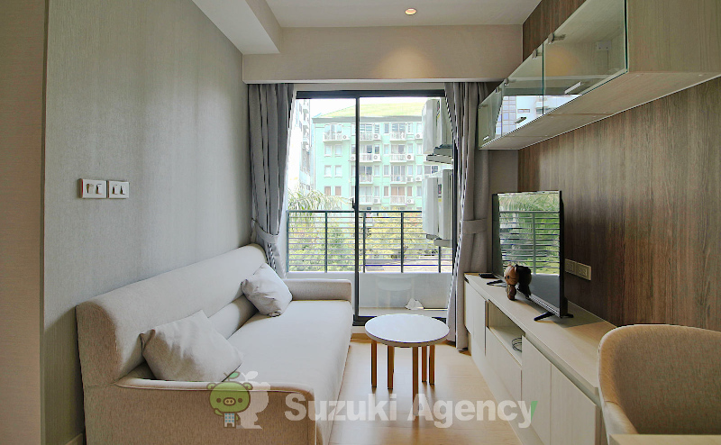 Runesu Thonglor 5