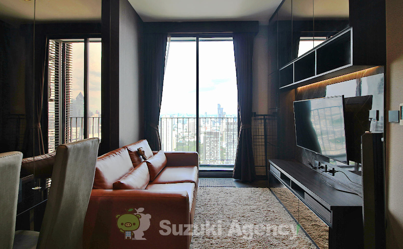 Edge Sukhumvit 23