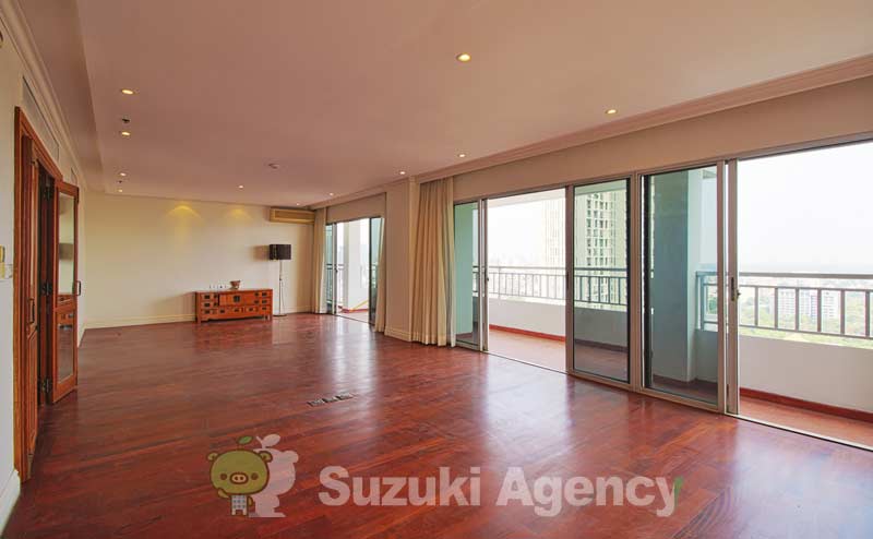 Sathorn Park Place