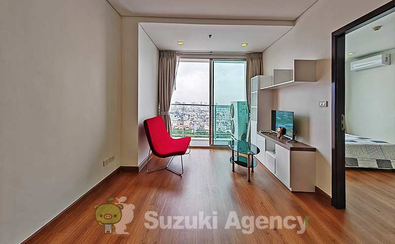 Le Luk Condominium