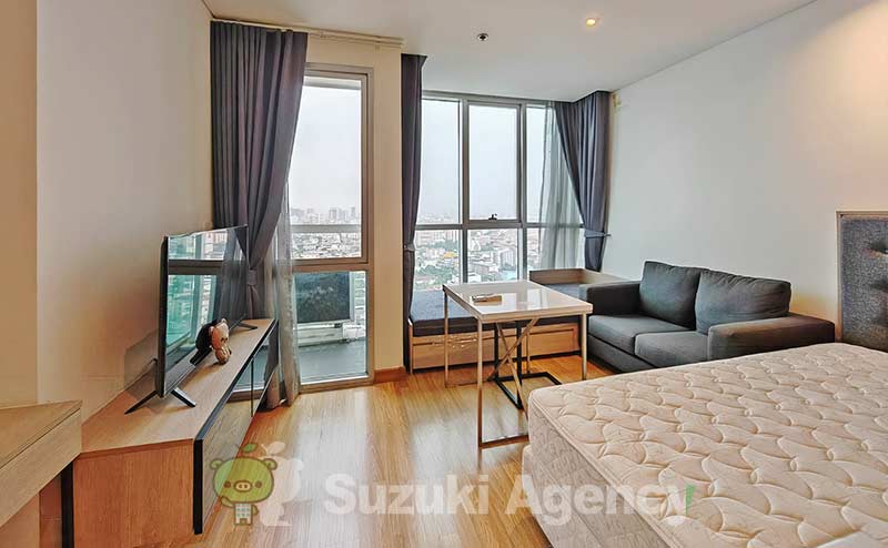 Le Luk Condominium