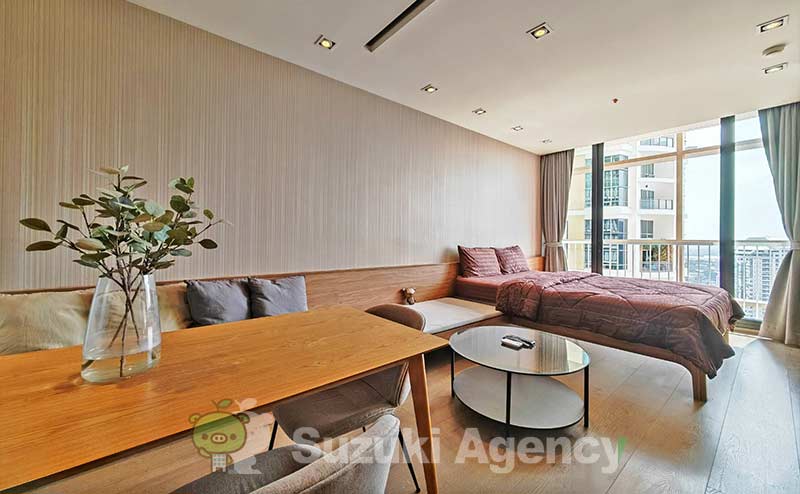 Park Origin Phrom Phong