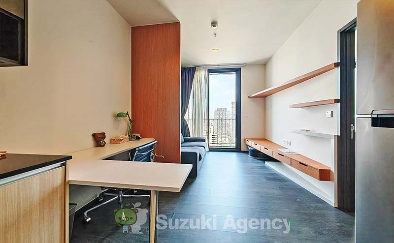 Edge Sukhumvit 23