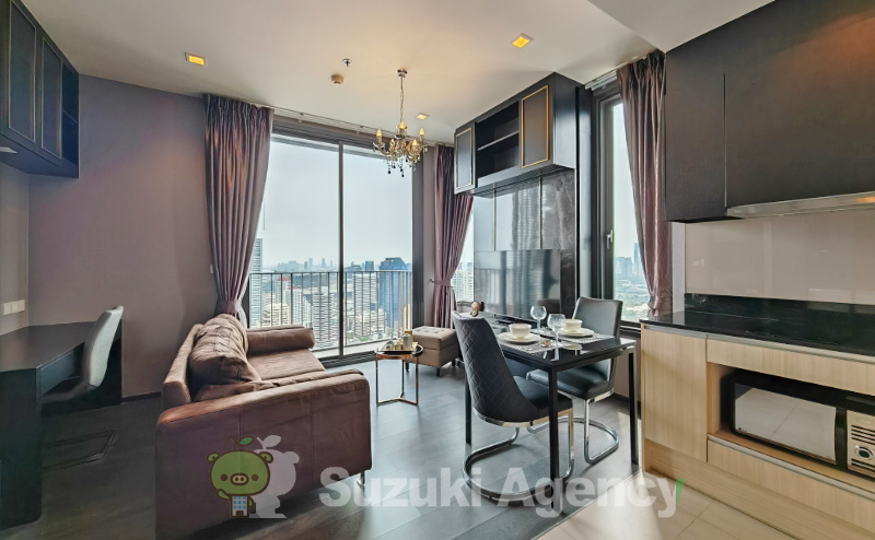 Edge Sukhumvit 23
