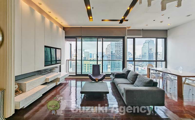 The Address Sukhumvit 28