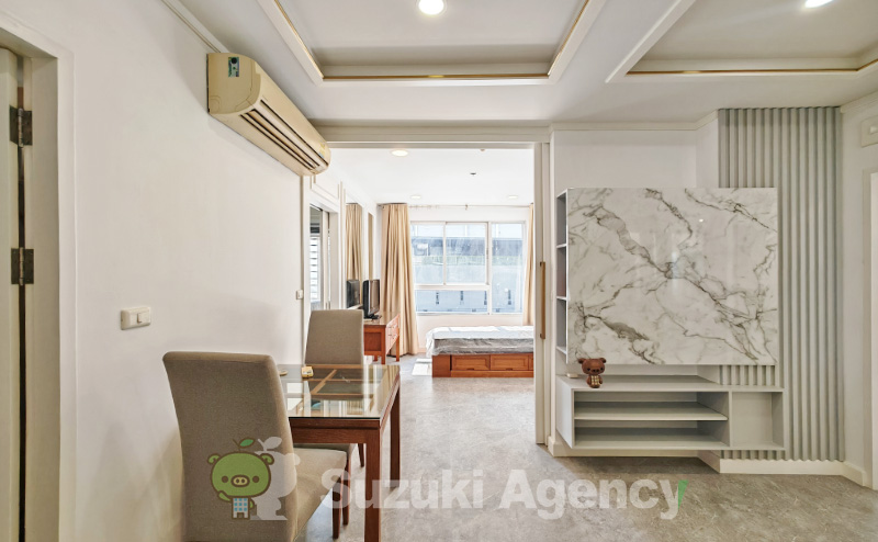 Condo One X Sukhumvit 26