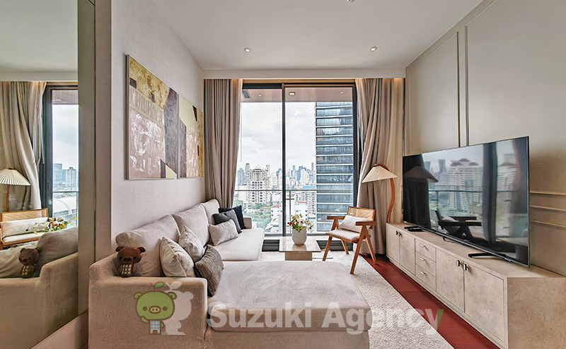 KHUN by YOO