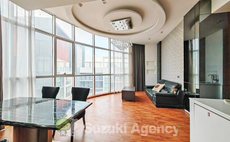 Le Luk Condominium