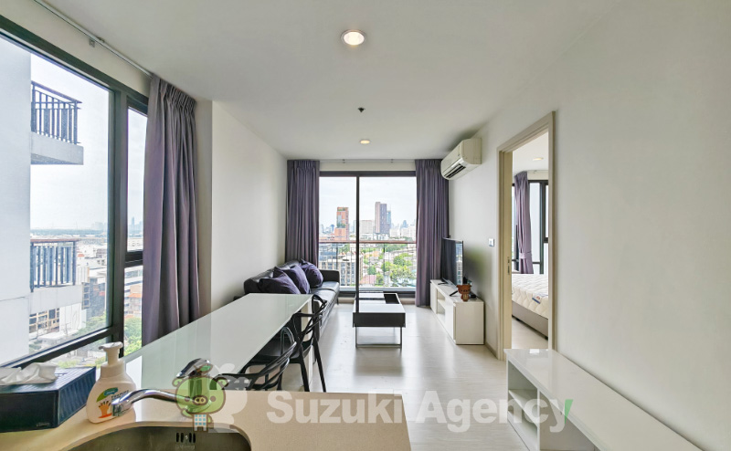 Rhythm Sukhumvit 42