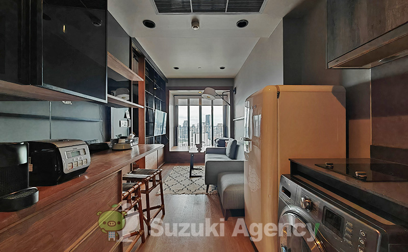 Ashton Chula - Silom