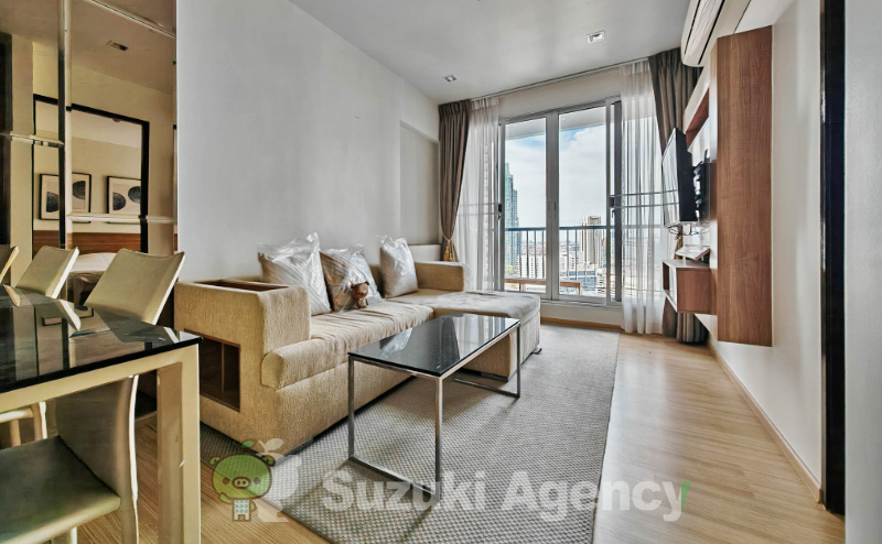Rhythm Sathorn 21