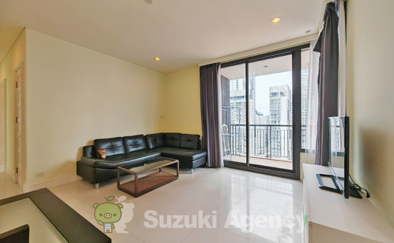 Aguston Sukhumvit 22