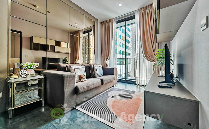 Edge Sukhumvit 23